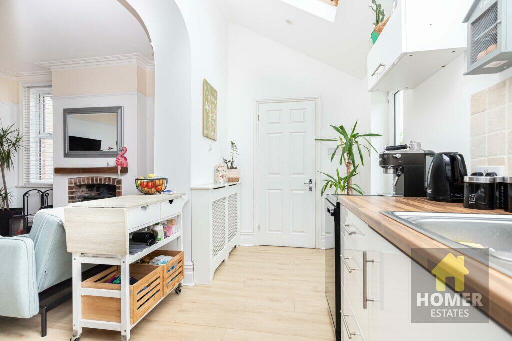 Additional image 6 of Madison Avenue, Bournemouth, BH1 4NU