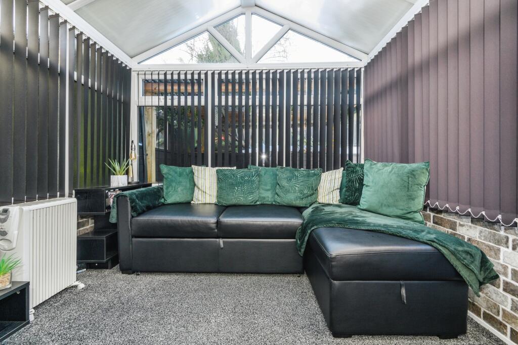 Additional image 7 of Knutsford Grove, Bradford, BD4