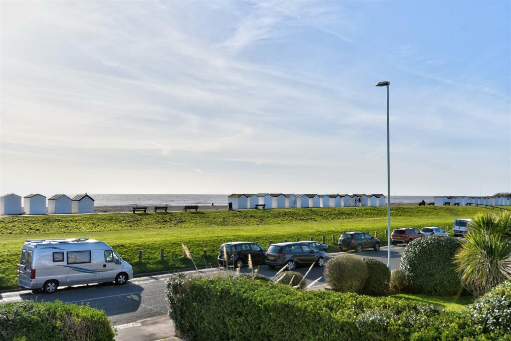 Additional image 33 of Marine Crescent, Goring-By-Sea, Worthing