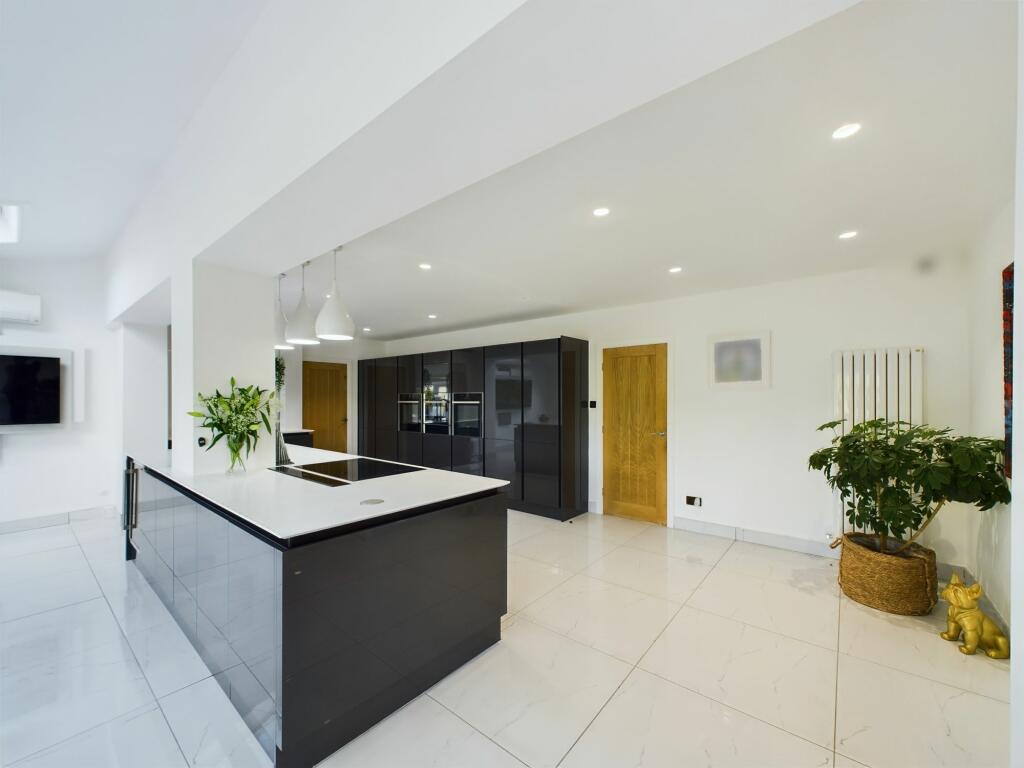 Additional image 18 of The Highgrove, Heaton, Bolton, BL1