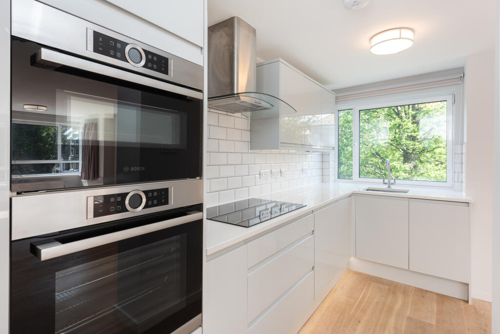 Additional image 3 of Eaton Manor, The Drive, East Sussex