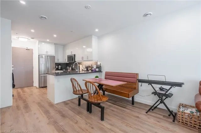 Additional image 9 of 479 Charlton Avenue East Unit 101