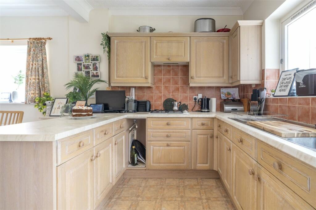 Additional image 7 of Avenue Road, Wimborne, Dorset, BH21