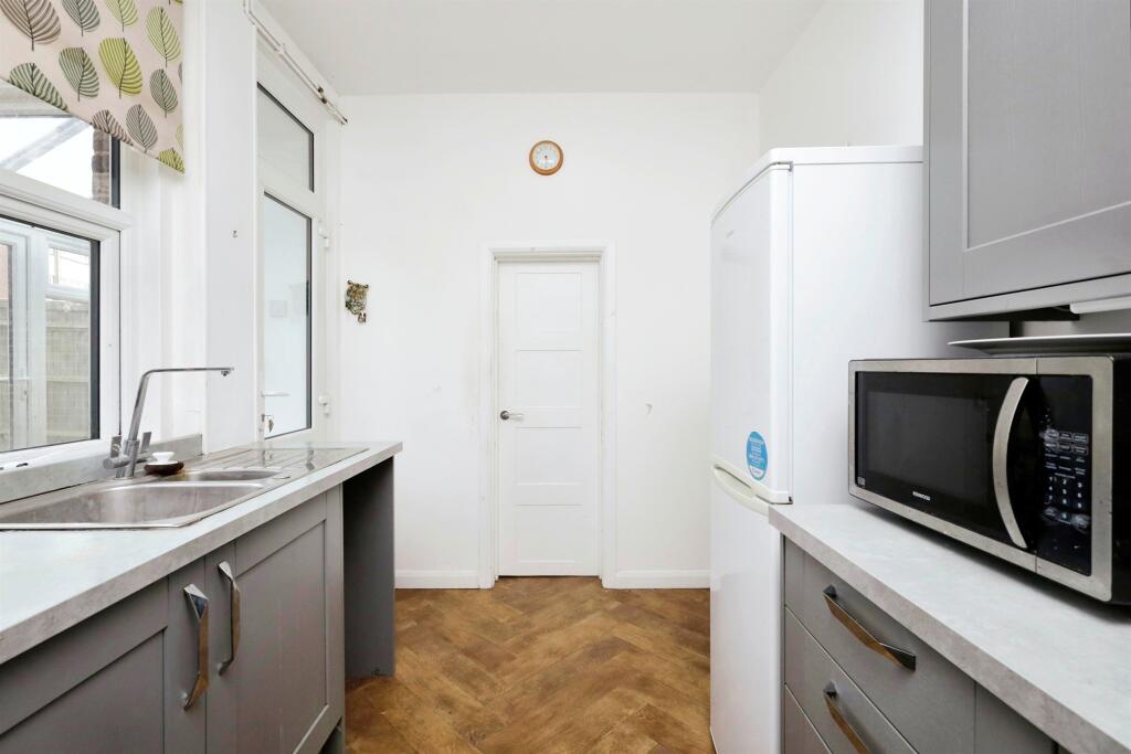 Additional image 6 of Roselands Avenue, Eastbourne