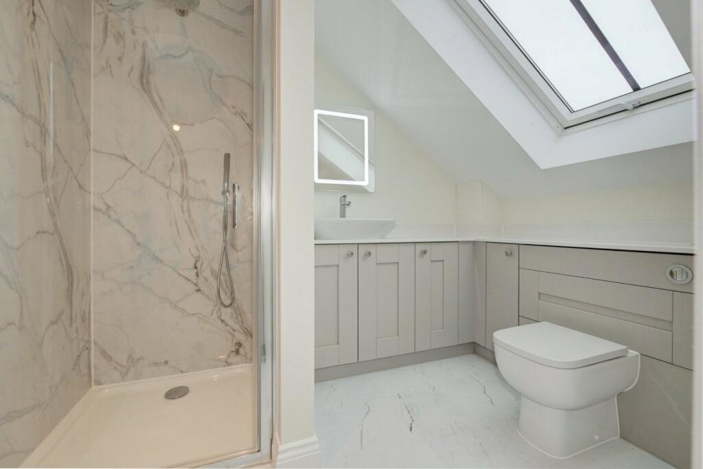 Additional image 8 of Horseshoe Place, Windmill Hill, BN27