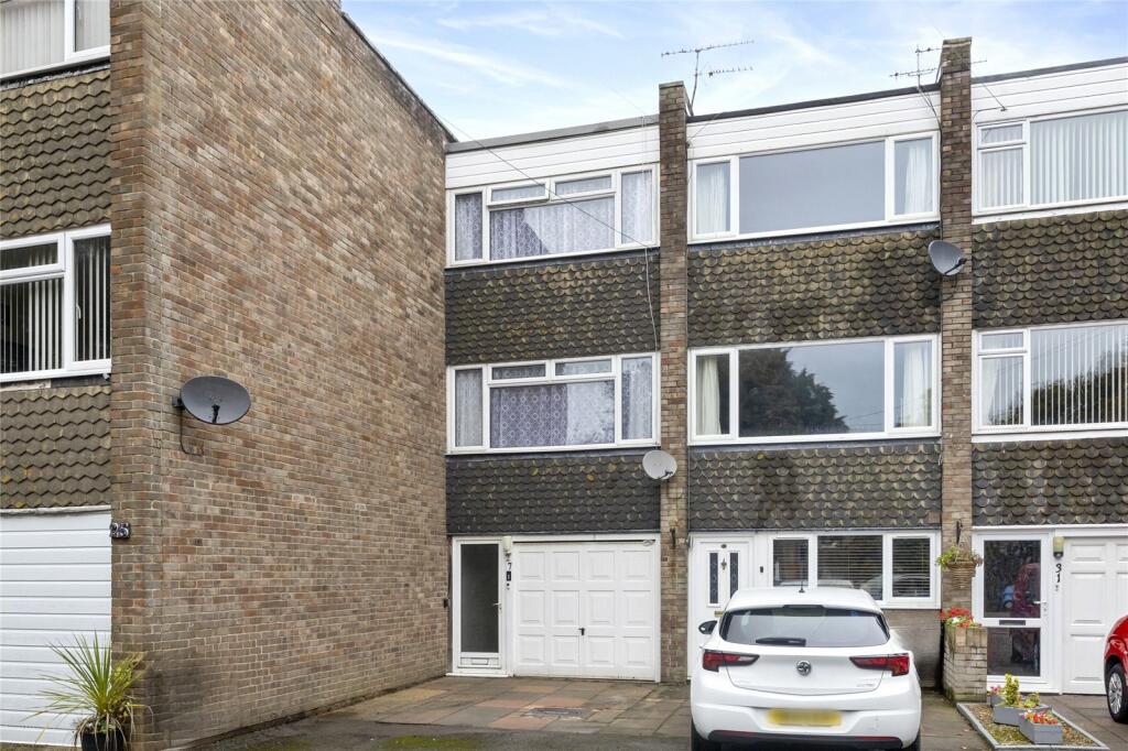 Grinstead Avenue, Lancing, West Sussex, BN15
