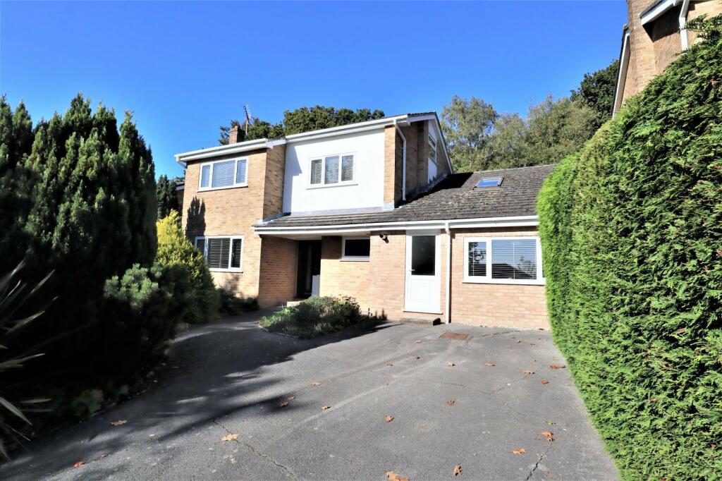 High Way, Broadstone, Dorset, BH18