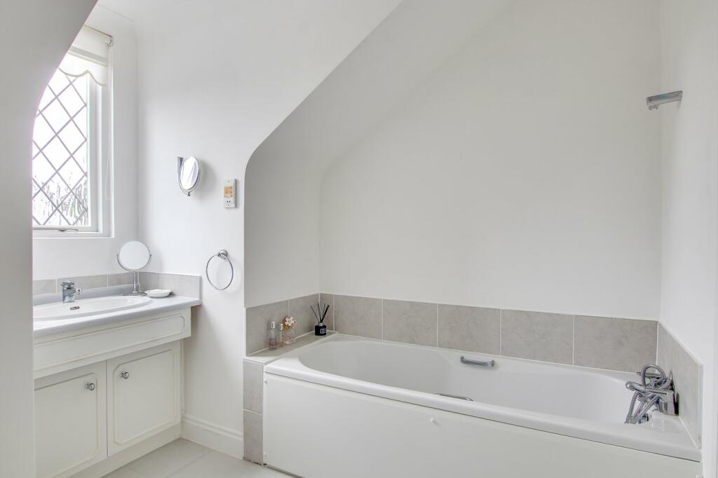 Additional image 12 of Capesthorne, Mudeford, Christchurch, BH23