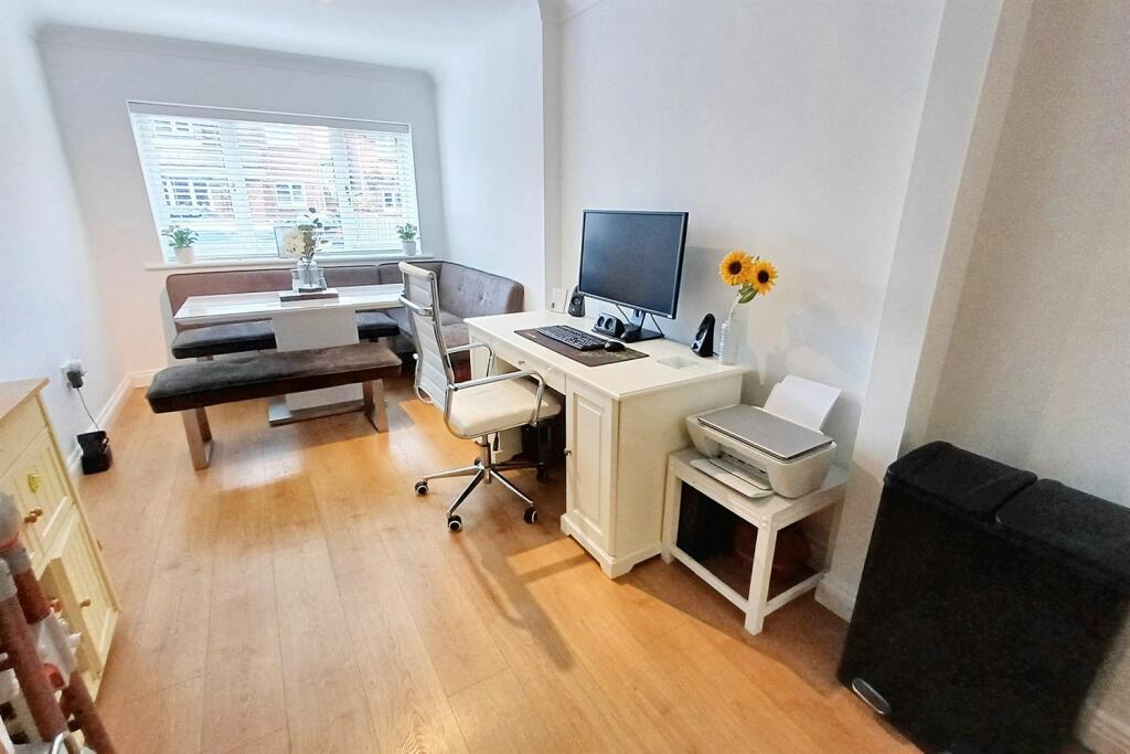 Additional image 4 of Verwood