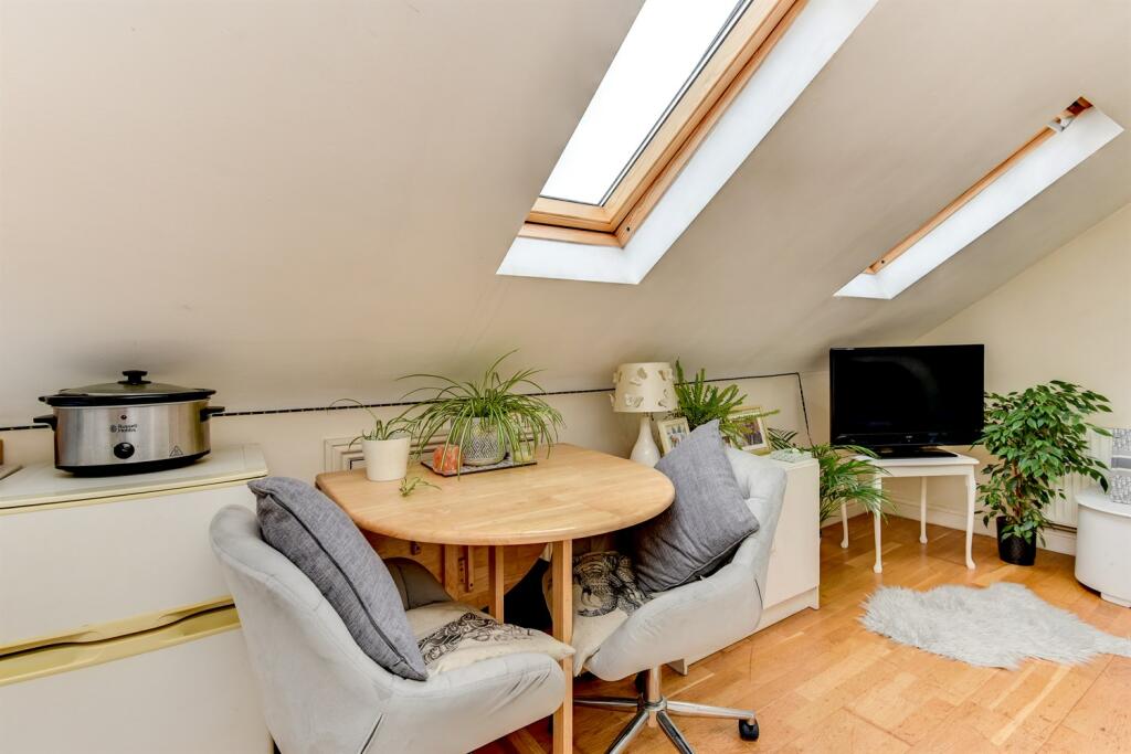 Additional image 17 of Brighton Road, Worthing, BN11