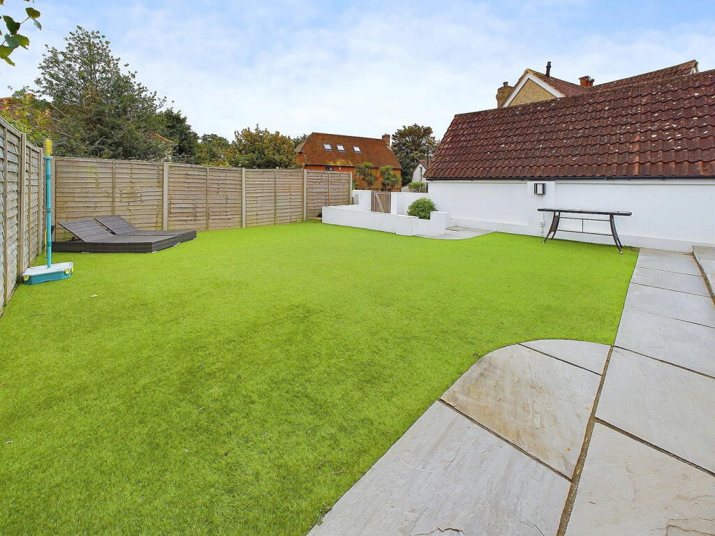 Additional image 25 of Sandown Road, Soutwick
