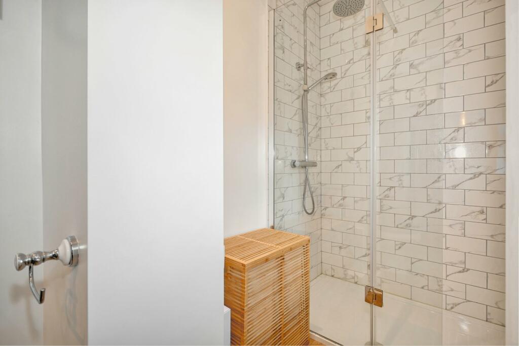 Additional image 27 of New Road, Hellingly, BN27