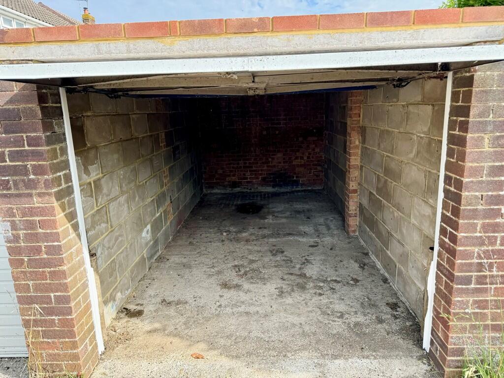 Additional image 2 of Barnsite Gardens, Rustington