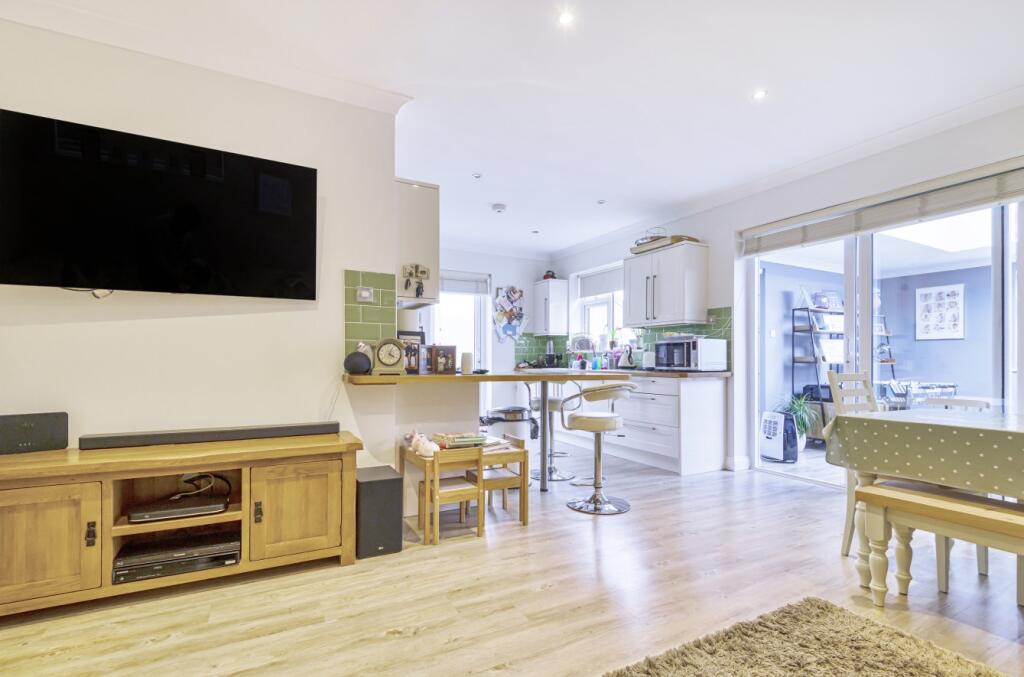 Additional image 11 of Willow Dr, Polegate, East Sussex, BN26