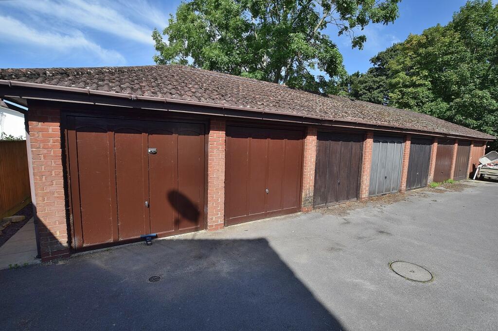 Additional image 12 of Bramshaw Way, New Milton, Hampshire. BH25 7ST