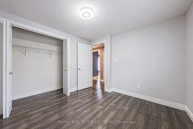 Additional image 28 of 524 Country Clair Pl