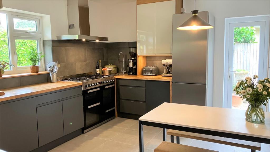 Additional image 7 of Appletree Close, New Milton