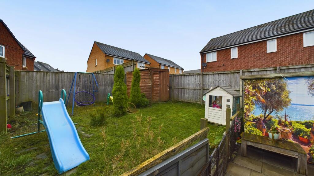 Additional image 11 of Busk Ing Close, Bradford, BD6