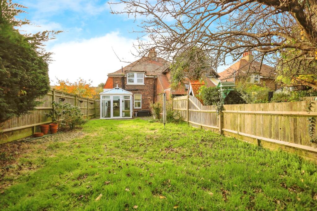 Additional image 13 of Roselands Avenue, Eastbourne