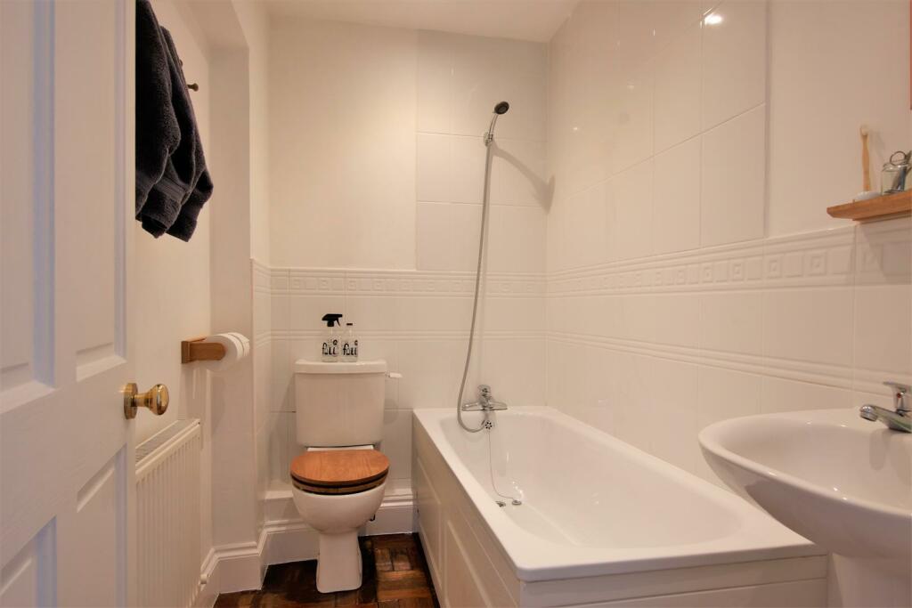 Additional image 5 of Leigh Road, Wimborne