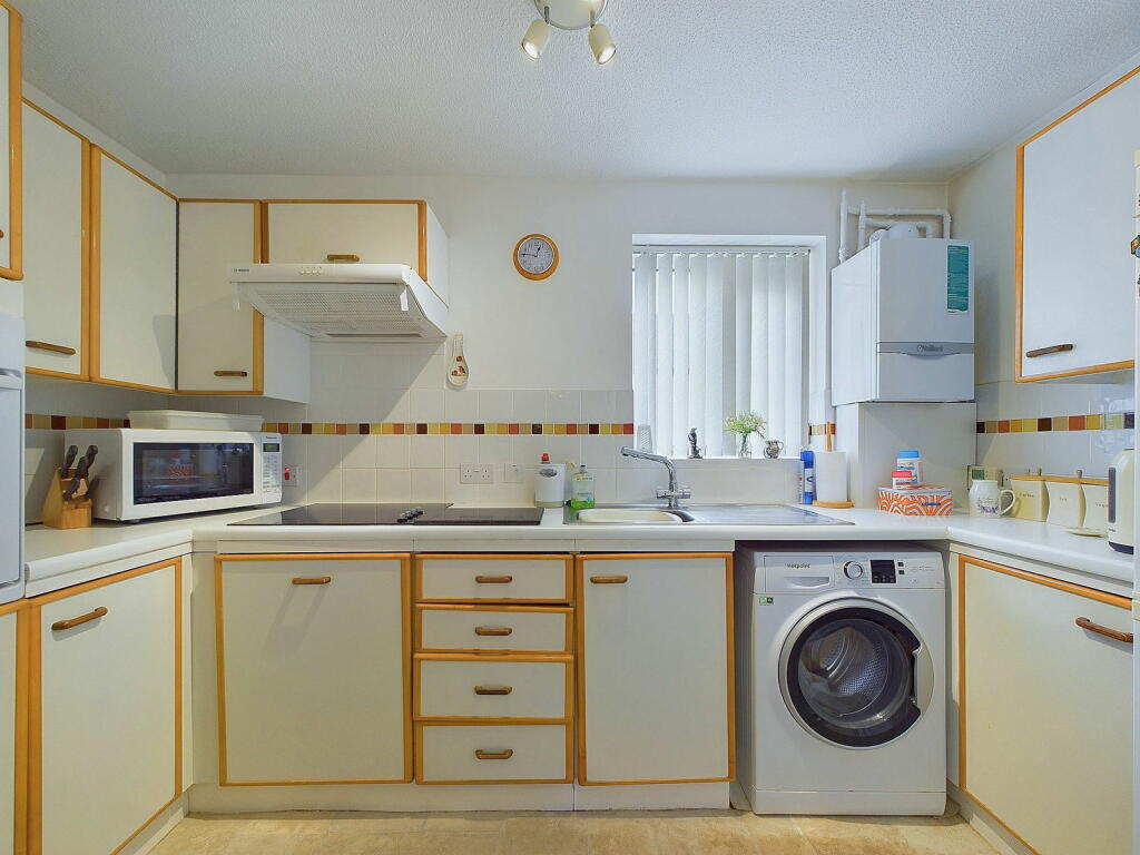 Additional image 7 of The Courtyard, Offington Lane, Worthing BN14 9RT