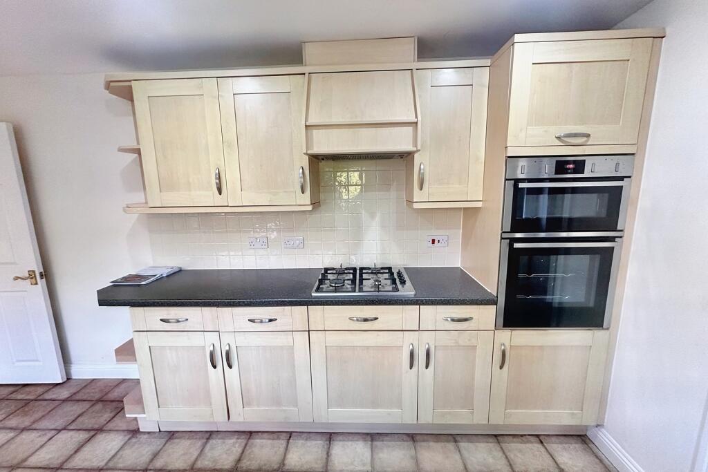 Additional image 5 of Verwood