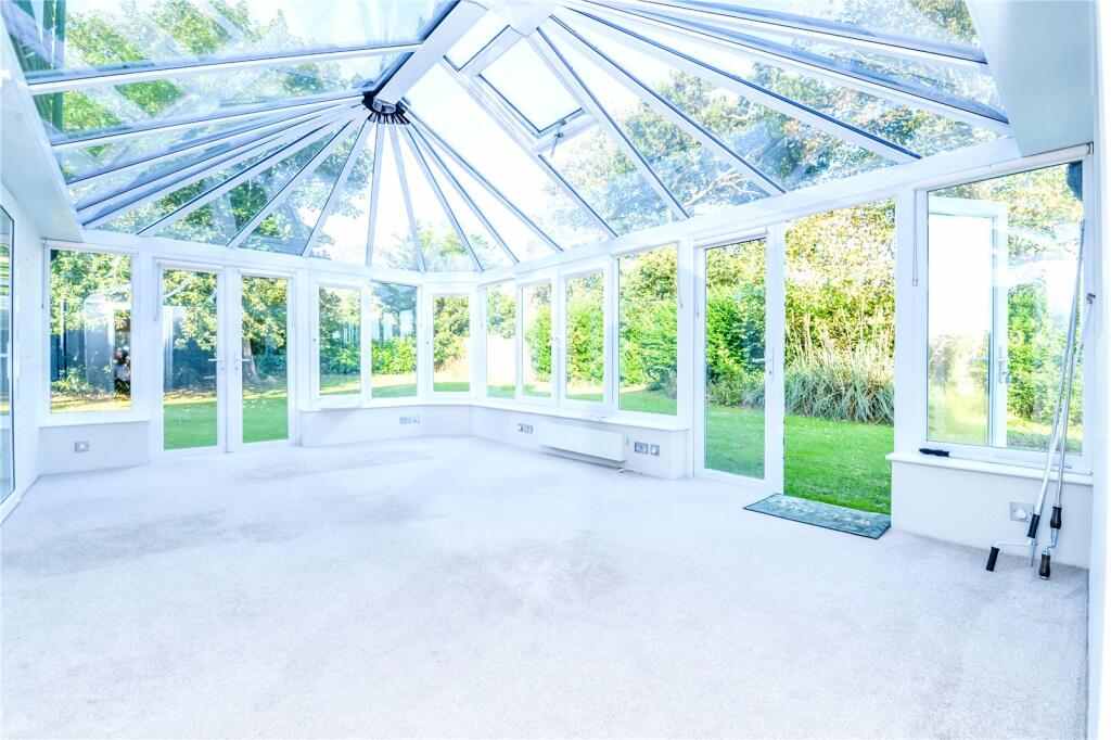 Additional image 5 of Barton Common Road, Barton On Sea, New Milton, Hampshire, BH25