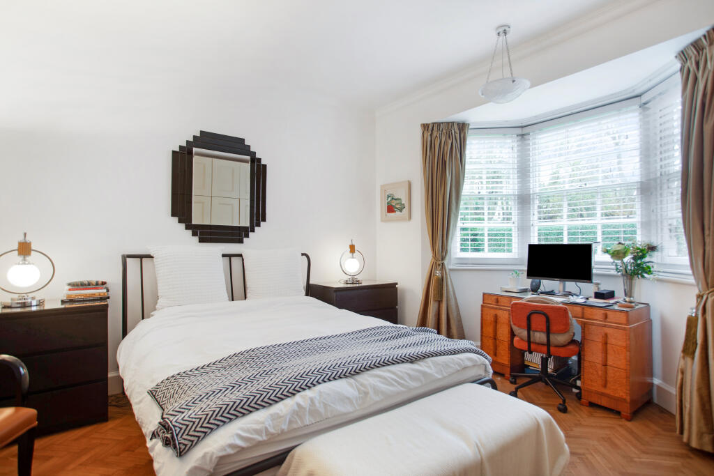Additional image 9 of Grand Avenue, Hove, BN3