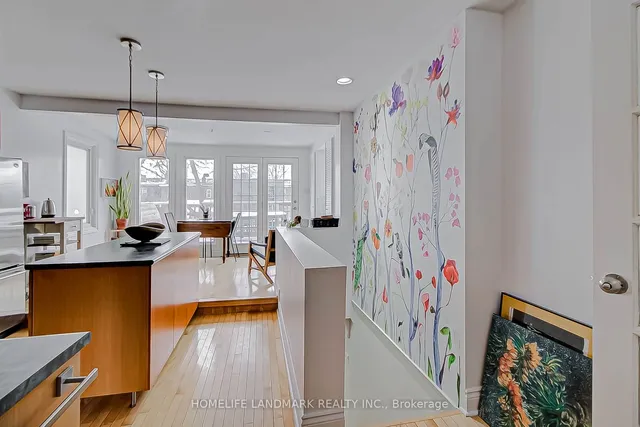 Additional image 12 of 251 Withrow Ave