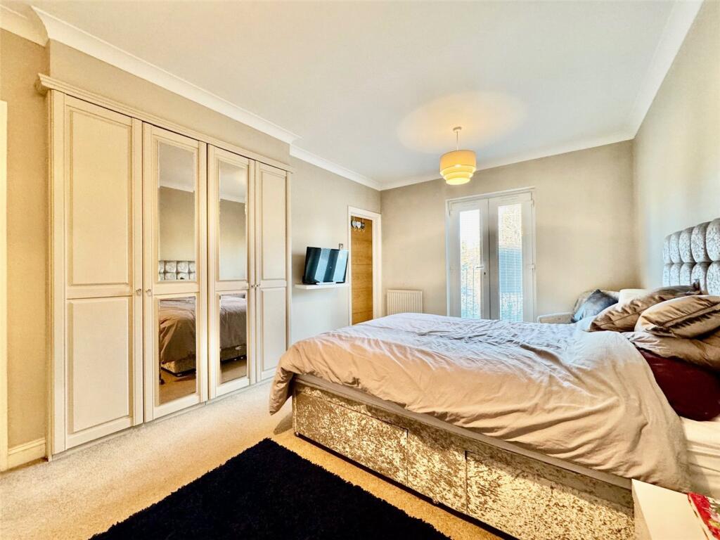 Additional image 15 of Cheyne Gardens, Bournemouth, Dorset, BH4