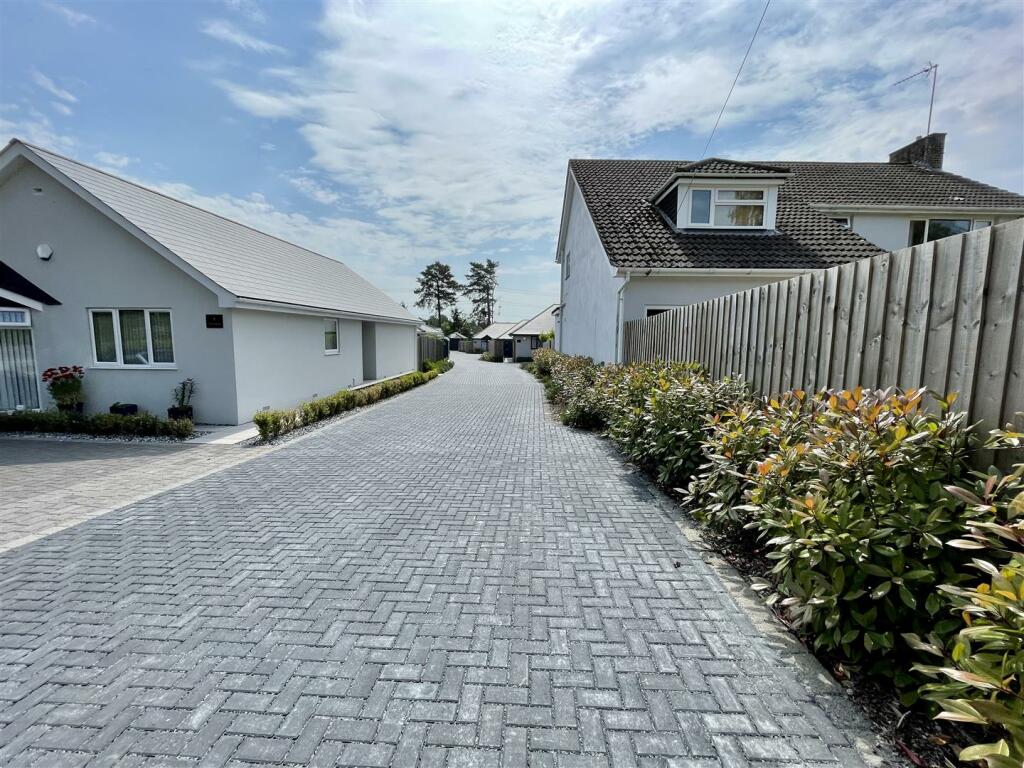 Additional image 12 of Woodlinken Drive, Verwood, Dorset
