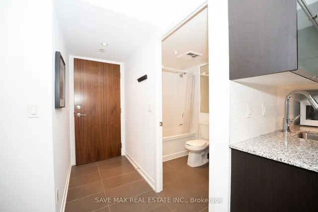 Additional image 6 of 170 FORT YORK Blvd Unit 407