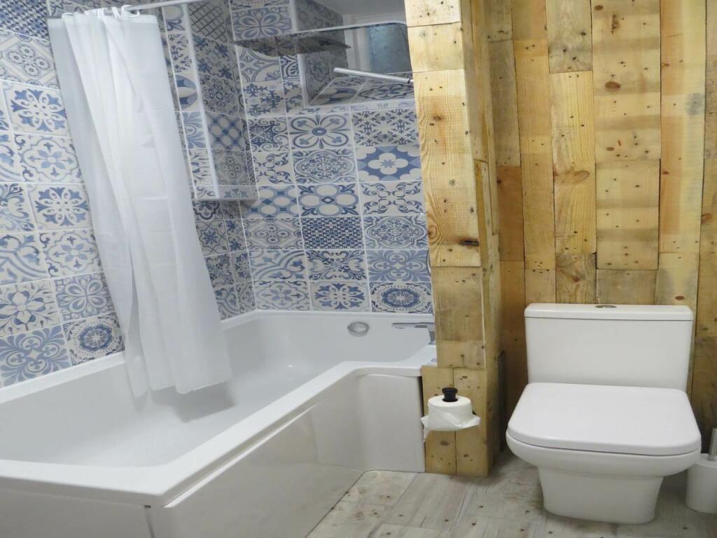 Additional image 8 of Glengarry, 75 St Michaels Road, Bournemouth