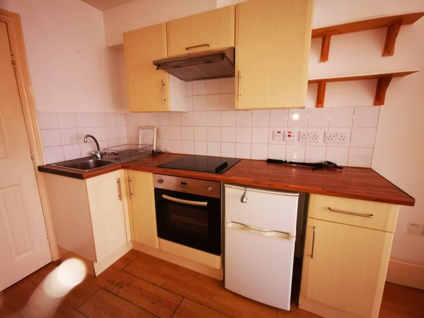 Additional image 4 of CLOSE TO PALMEIRA SQUARE AND OFF HOVE SEAFRONT