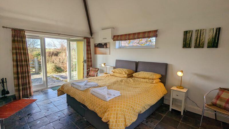 Additional image 30 of Woodyhyde Courtyard with Tennis Court and indoor Swimming Pool