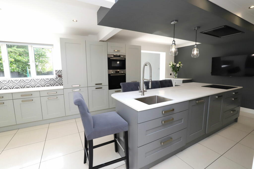 Additional image 5 of Willow Close, Bury