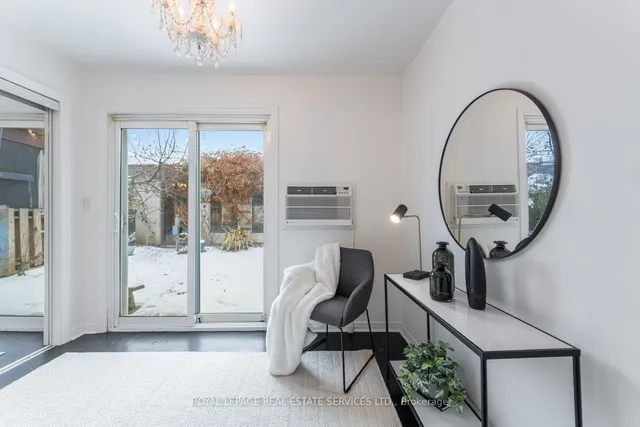 Additional image 25 of 141 Dovercourt Rd