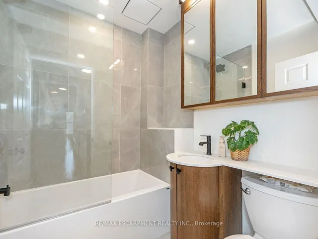 Additional image 24 of 218 Cumberland Ave