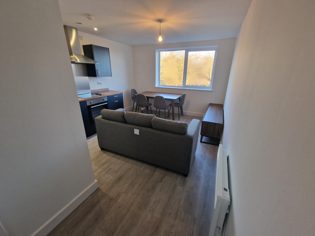 Additional image 10 of Bingley Rd, Bradford, West Yorkshire, BD9