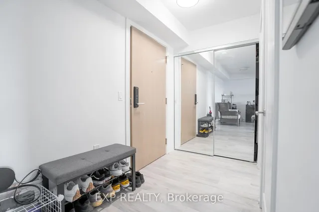 Additional image 4 of 585 Bloor St Unit 1324