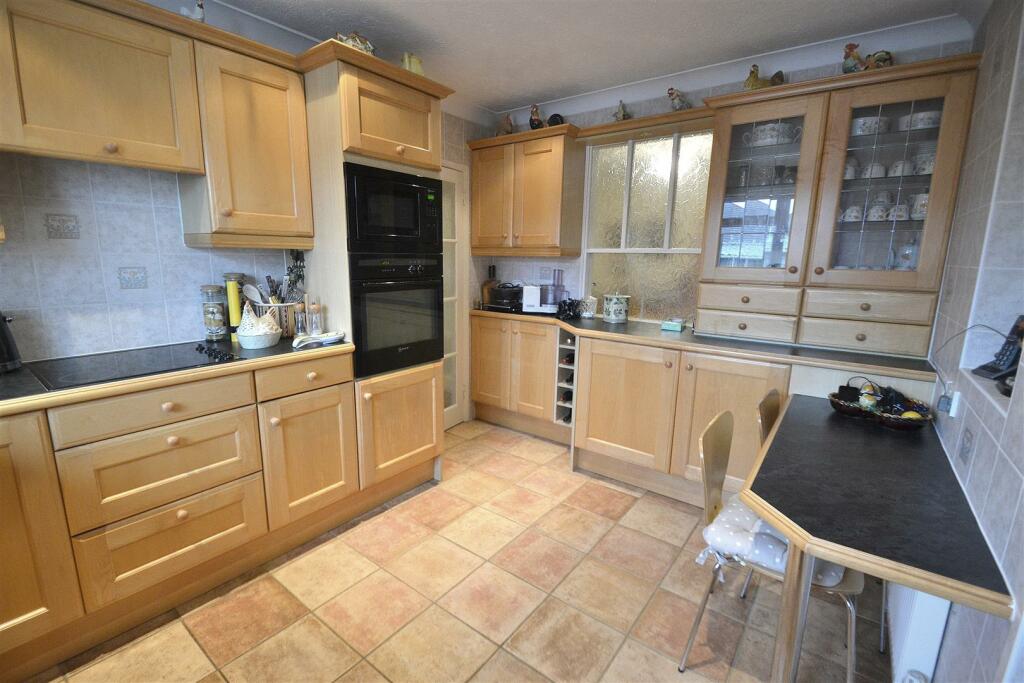 Additional image 10 of Sandbanks Way, Hailsham
