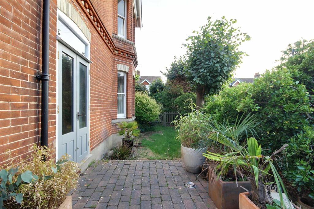 Additional image 28 of Kingsland Road, Broadwater, Worthing