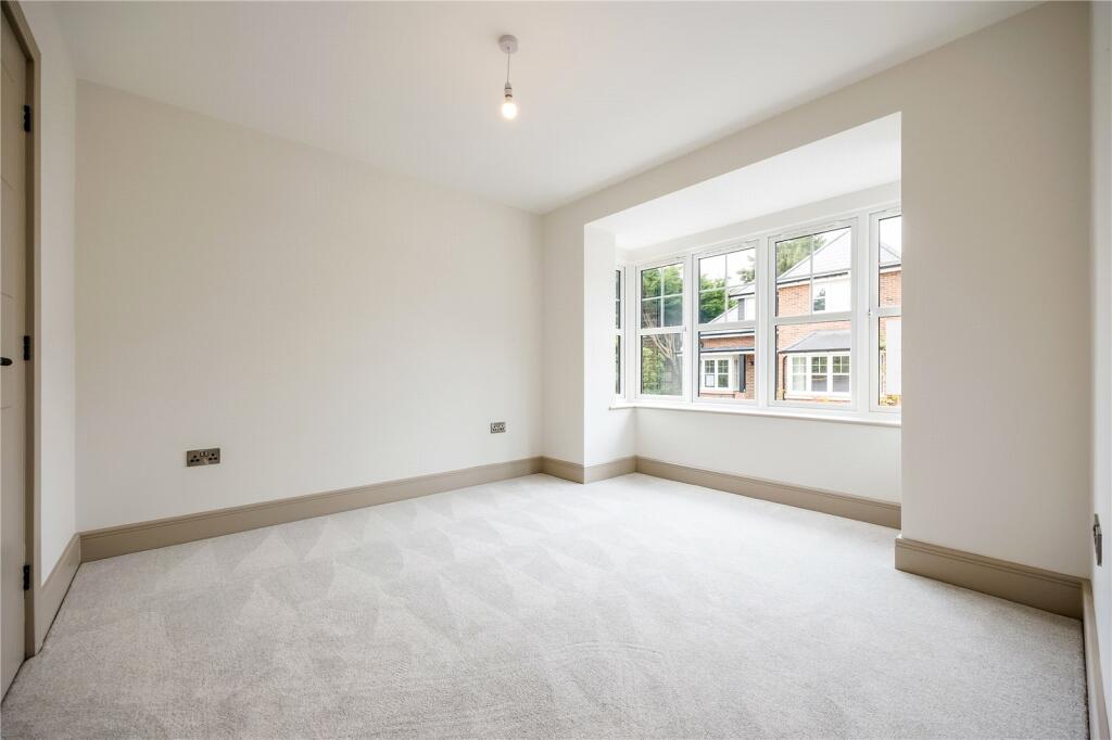 Additional image 10 of Oaks Drive, Ringwood, Hampshire, BH24