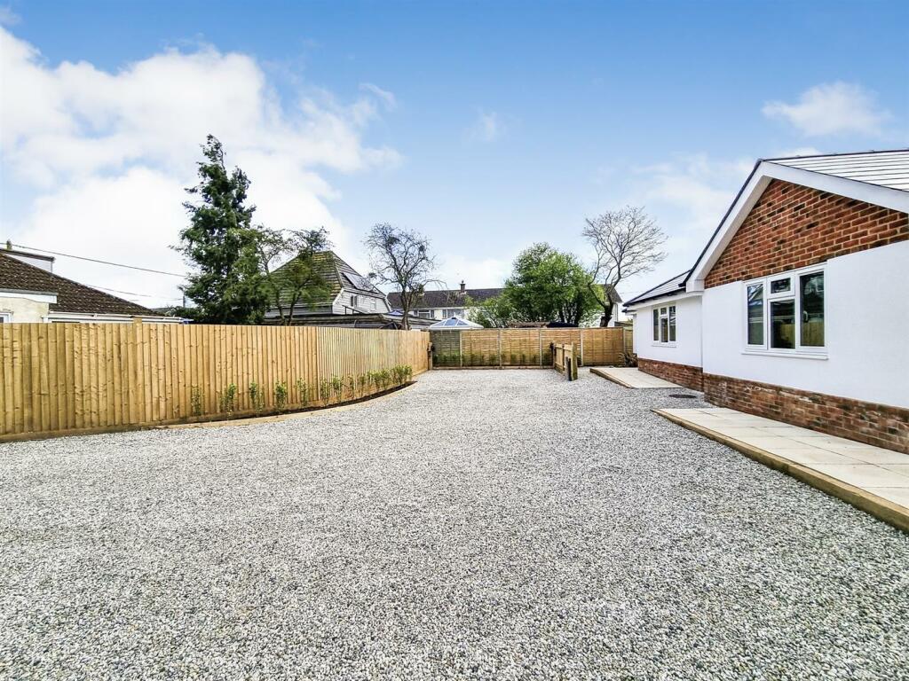 Additional image 15 of Eastfield Lane, Ringwood