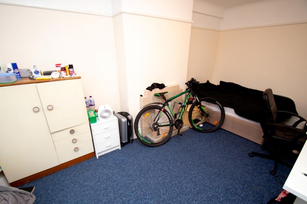 Additional image 6 of Student house on St Lukes Road - SEE VIDEO TOUR