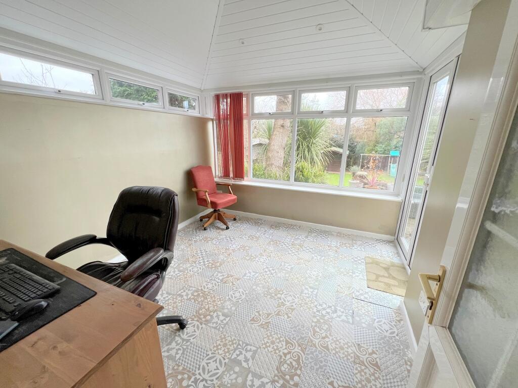 Additional image 19 of Barton Court Avenue, Barton On Sea, New Milton, Hampshire. BH25 7ES