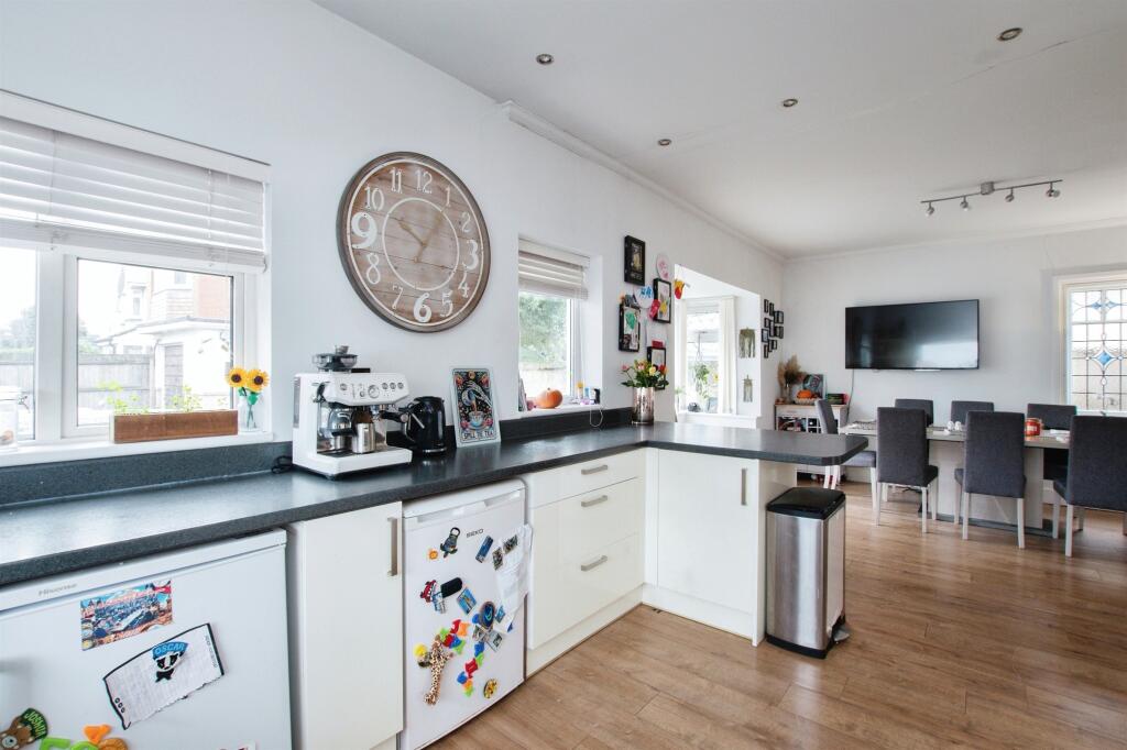 Additional image 6 of Chigwell Road, BOURNEMOUTH