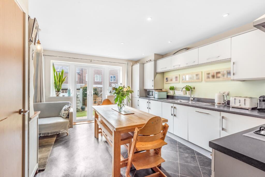 Additional image 2 of Rainbow Square, Shoreham-by-sea, BN43 6AX