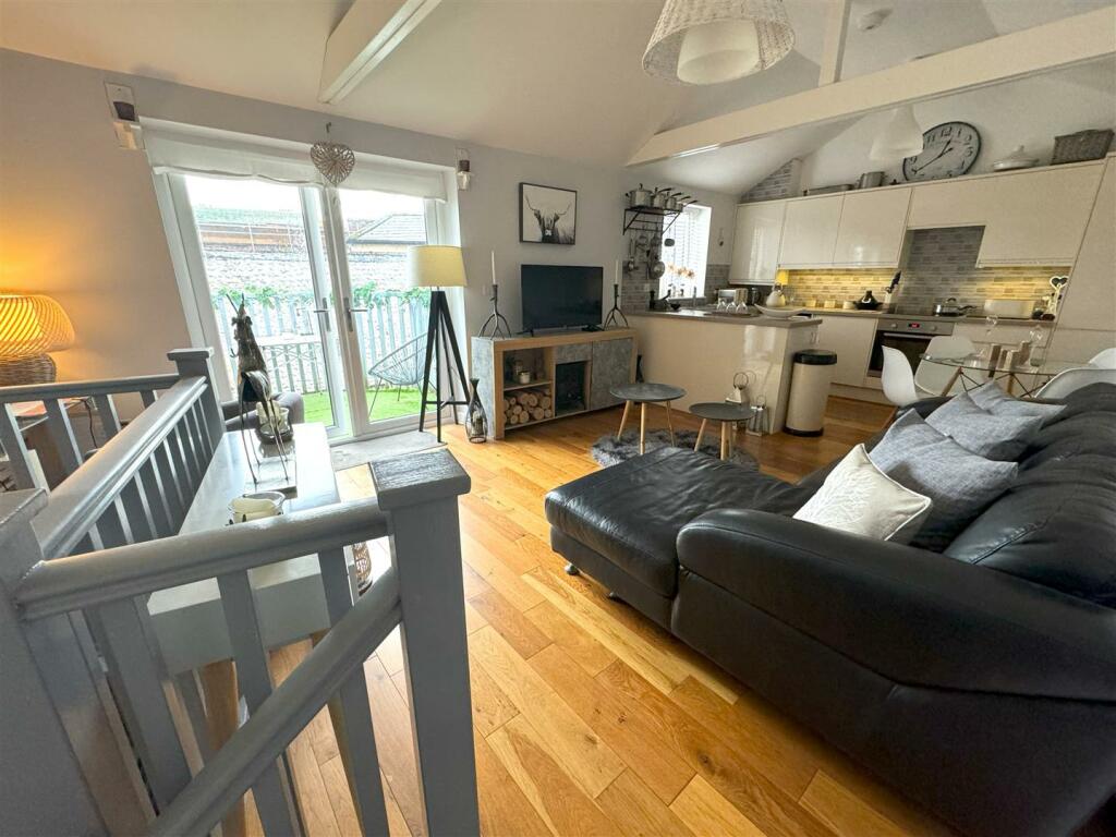 Additional image 3 of High Street, Littlehampton