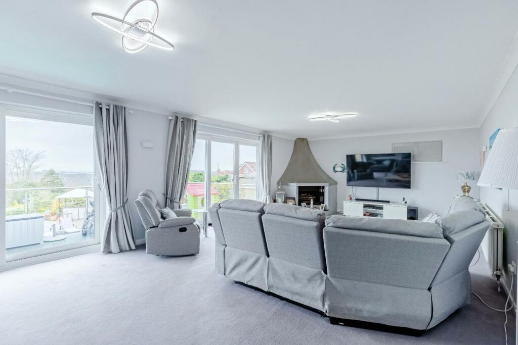 Additional image 40 of Fairview Road, Lancing